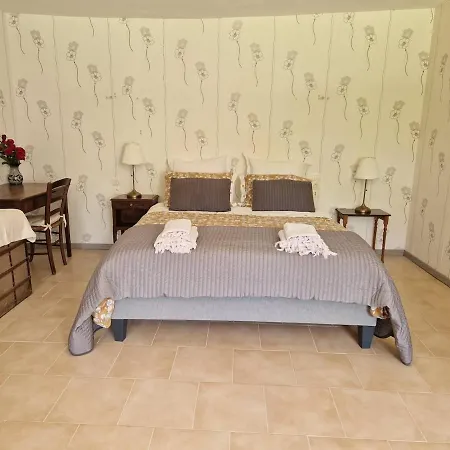 Confort & Nature, Calme Et Convivial Villa *