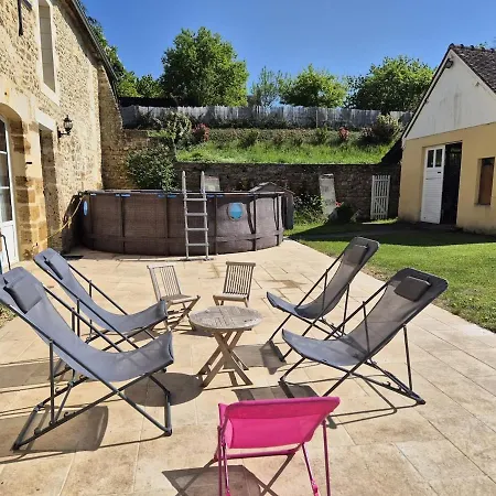 Confort & Nature, Calme Et Convivial