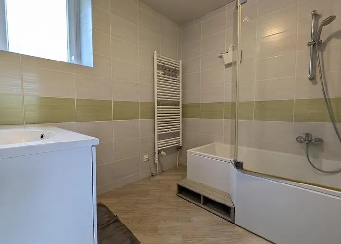 Confort & Nature, Calme Et Convivial * Bazoches-sur-Hoëne